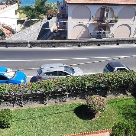 B&B Sea Terrace アーチ・カステッロ エクステリア 写真